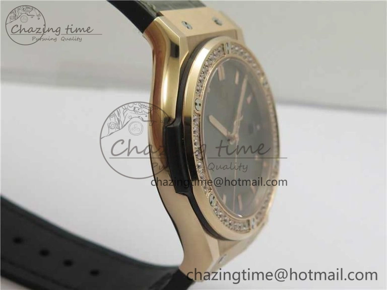 Classic Fusion 42mm RG Paved Diamonds Bezel B50F Gray Dial On Gummy Strap A2892