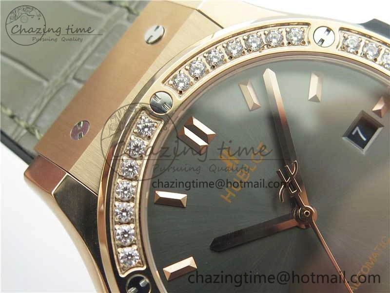 Classic Fusion 42mm RG Paved Diamonds Bezel B50F Gray Dial On Gummy Strap A2892