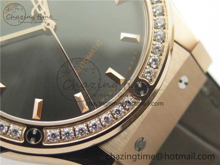 Classic Fusion 42mm RG Paved Diamonds Bezel B50F Gray Dial On Gummy Strap A2892