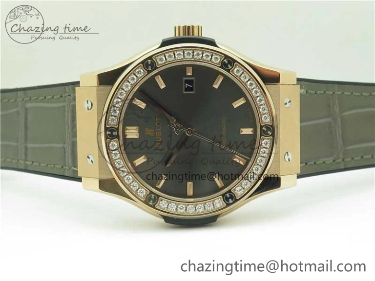 Classic Fusion 42mm RG Paved Diamonds Bezel B50F Gray Dial On Gummy Strap A2892