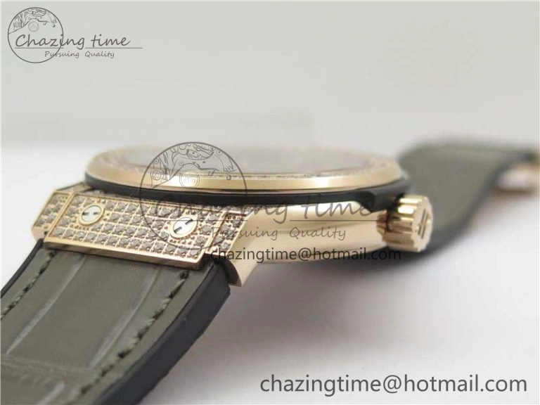 Classic Fusion 42mm RG Paved Diamonds Case Bezel B50F Gray Dial On Gummy Strap A2892