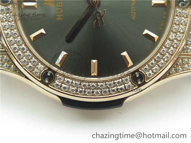 Classic Fusion 42mm RG Paved Diamonds Case Bezel B50F Gray Dial On Gummy Strap A2892