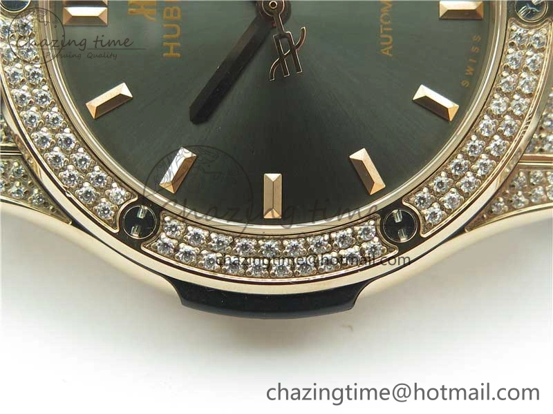 Classic Fusion 42mm RG Paved Diamonds Case Bezel B50F Gray Dial On Gummy Strap A2892
