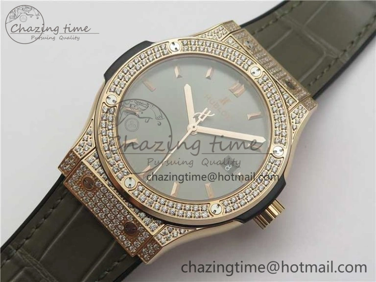 Classic Fusion 42mm RG Paved Diamonds Case Bezel B50F Gray Dial On Gummy Strap A2892