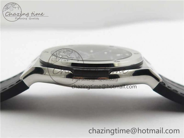 Classic Fusion 42mm SS B50 Black Dial On Black Gummy Strap A2892