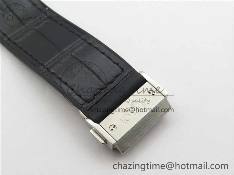 Classic Fusion 42mm SS B50 Black Dial On Black Gummy Strap A2892