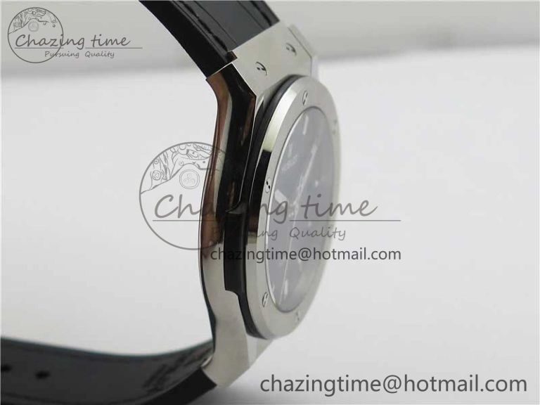 Classic Fusion 42mm SS B50 Black Dial On Black Gummy Strap A2892
