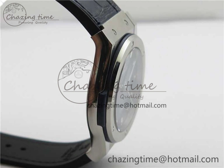 Classic Fusion 42mm SS B50 Blue Dial On Blue Gummy Strap A2892