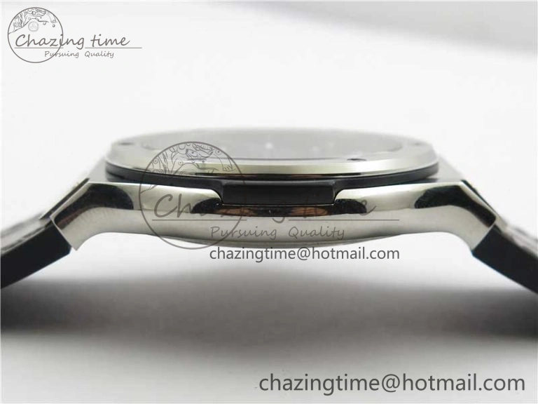 Classic Fusion 42mm SS B50 Gray Dial On Gray Gummy Strap A2892
