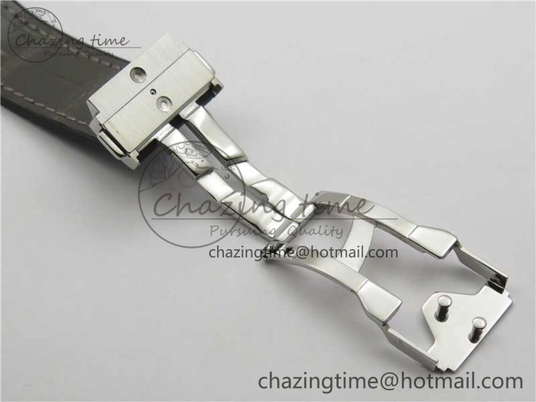 Classic Fusion 42mm SS B50 Gray Dial On Gray Gummy Strap A2892