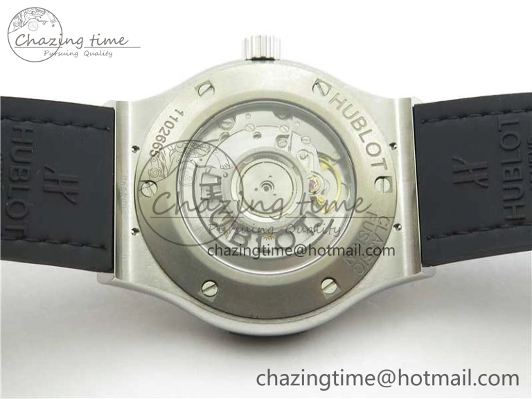 Classic Fusion 42mm SS B50 Gray Dial On Gray Gummy Strap A2892