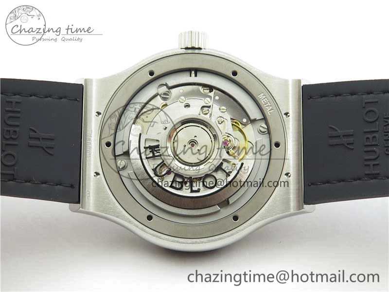 Classic Fusion 42mm SS B50 Gray Dial On Gray Gummy Strap A2892