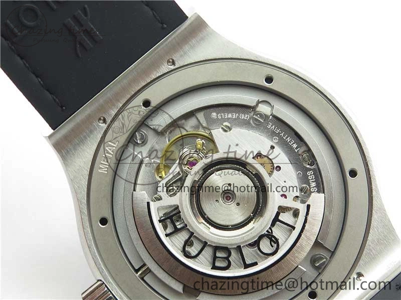 Classic Fusion 42mm SS B50 Gray Dial On Gray Gummy Strap A2892