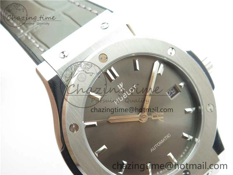 Classic Fusion 42mm SS B50 Gray Dial On Gray Gummy Strap A2892