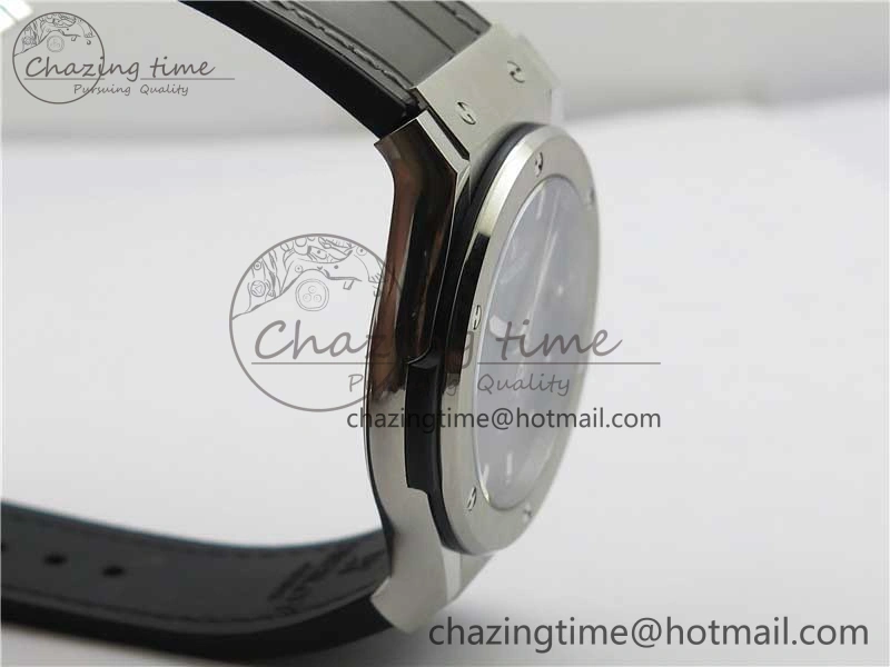 Classic Fusion 42mm SS B50 Gray Dial On Gray Gummy Strap A2892