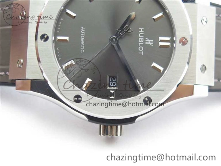 Classic Fusion 42mm SS B50 Gray Dial On Gray Gummy Strap A2892