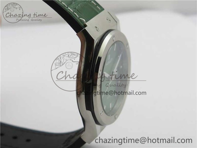 Classic Fusion 42mm SS B50 Green Dial On Green Gummy Strap A2892