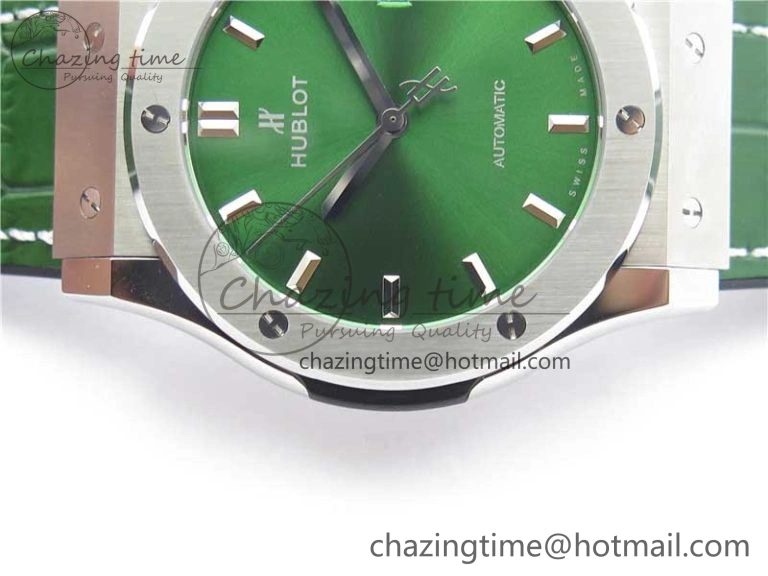 Classic Fusion 42mm SS B50 Green Dial On Green Gummy Strap A2892