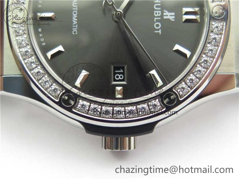 Classic Fusion 42mm SS Paved Diamonds Bezel B50F Gray Dial On Gummy Strap A2892