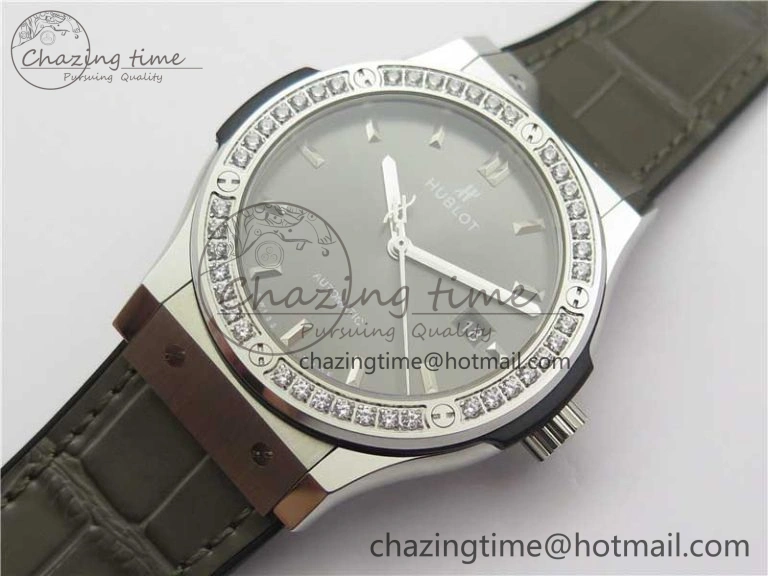 Classic Fusion 42mm SS Paved Diamonds Bezel B50F Gray Dial On Gummy Strap A2892