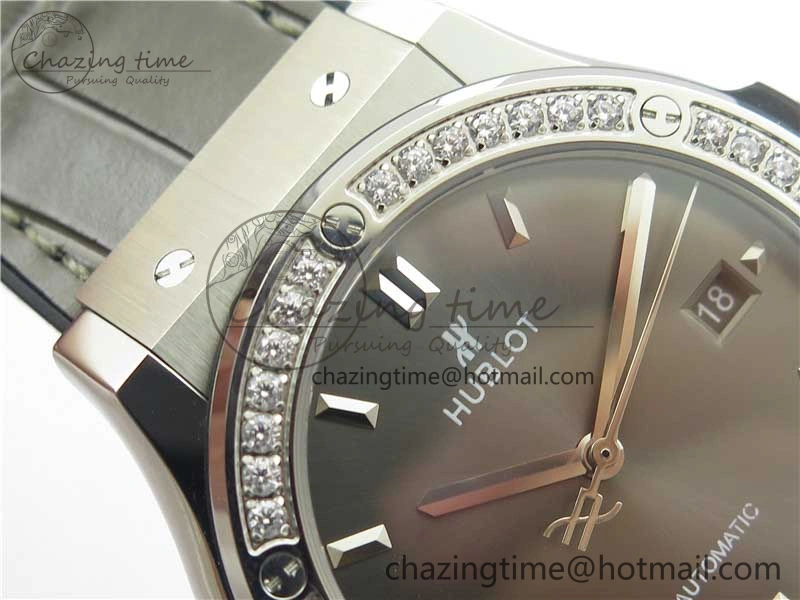 Classic Fusion 42mm SS Paved Diamonds Bezel B50F Gray Dial On Gummy Strap A2892