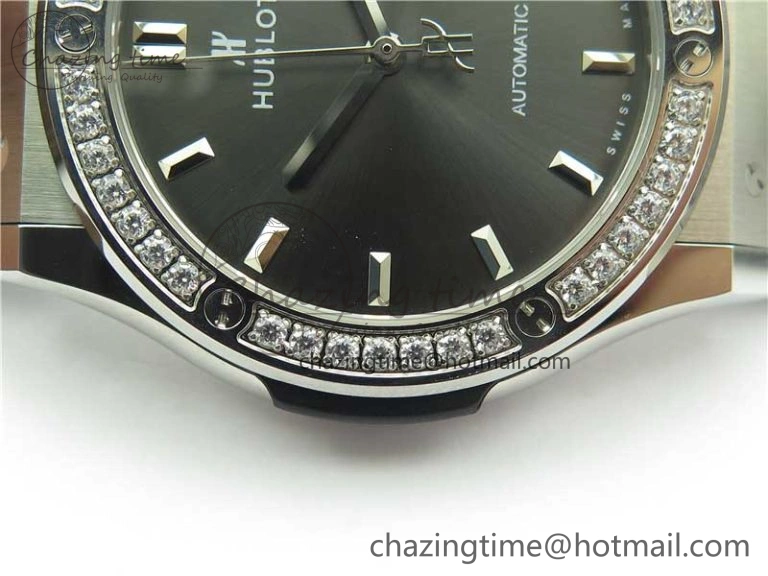 Classic Fusion 42mm SS Paved Diamonds Bezel B50F Gray Dial On Gummy Strap A2892