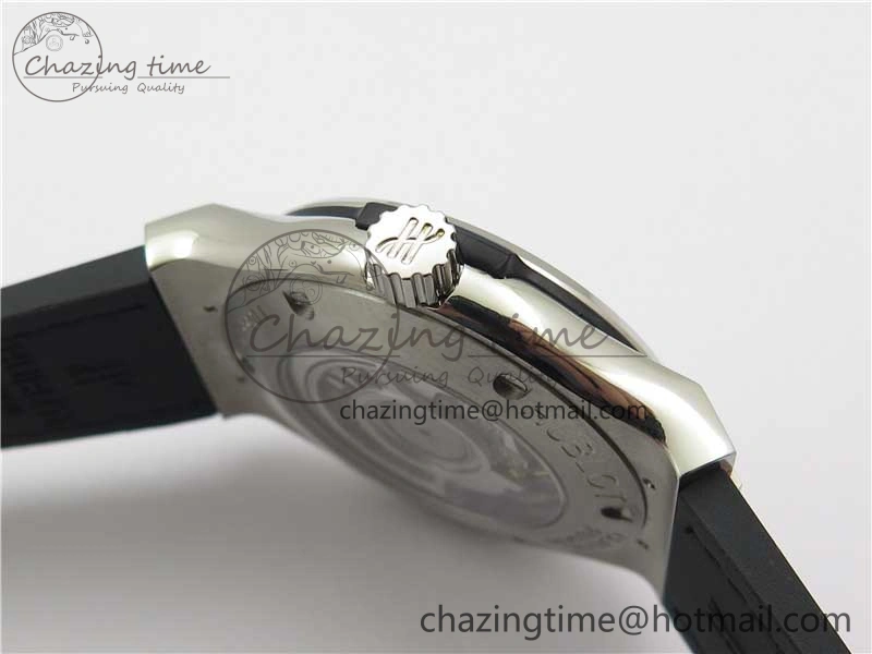 Classic Fusion 42mm SS Paved Diamonds Case Bezel B50F Gray Dial On Gummy Strap A2892
