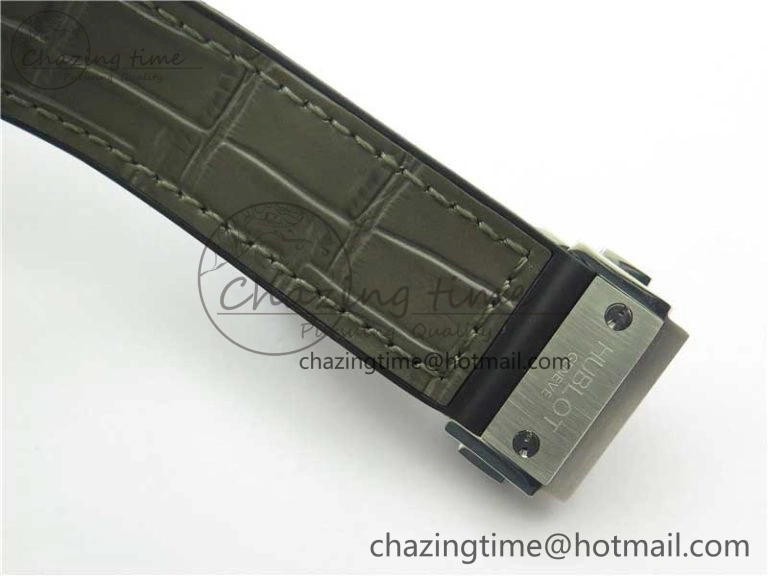 Classic Fusion 42mm SS Paved Diamonds Case Bezel B50F Gray Dial On Gummy Strap A2892