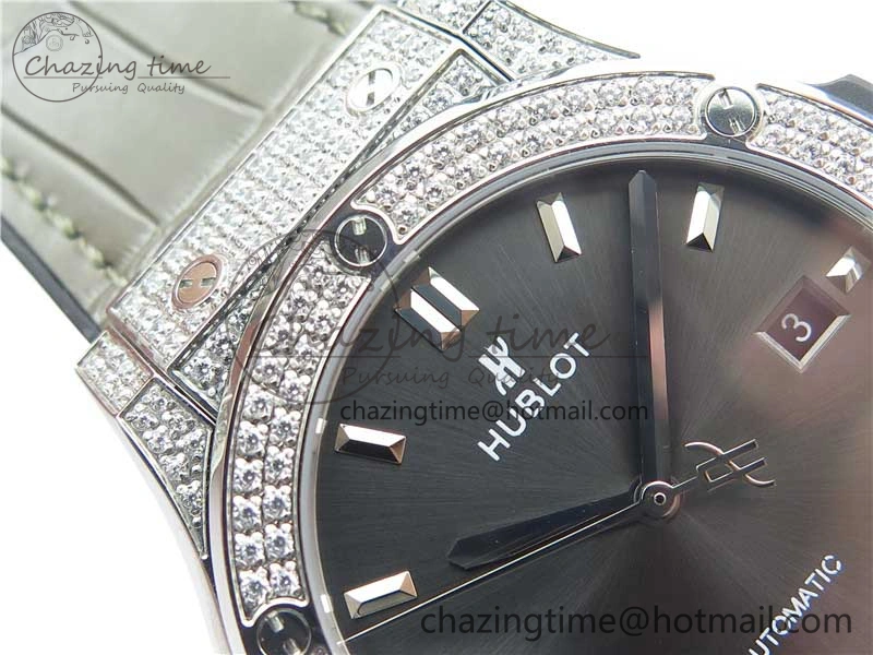 Classic Fusion 42mm SS Paved Diamonds Case Bezel B50F Gray Dial On Gummy Strap A2892