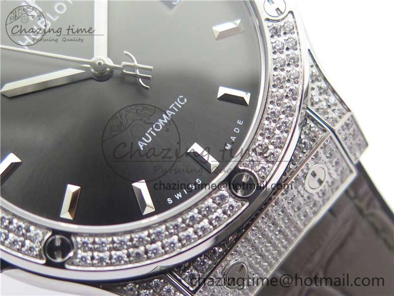 Classic Fusion 42mm SS Paved Diamonds Case Bezel B50F Gray Dial On Gummy Strap A2892