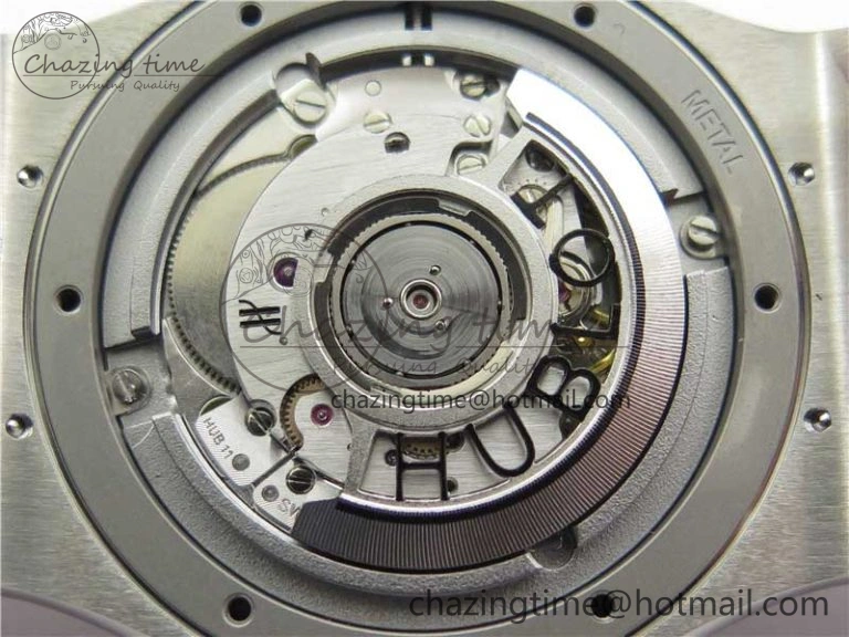Classic Fusion 42mm SS Paved Diamonds Case Bezel B50F Gray Dial On Gummy Strap A2892