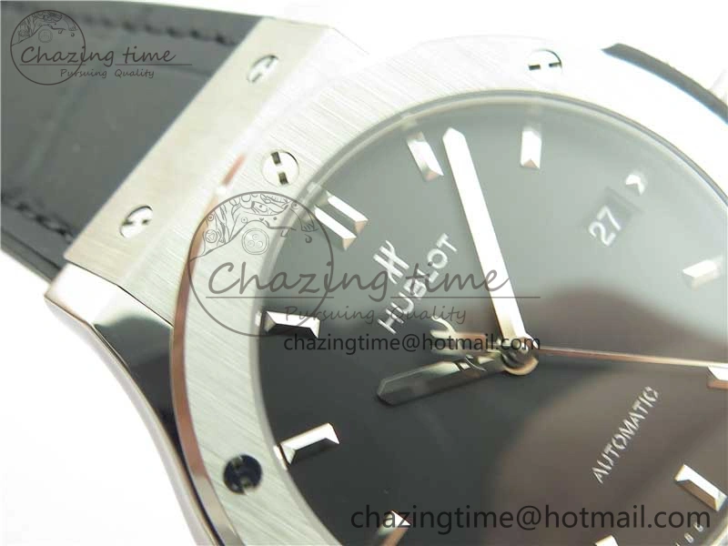Classic Fusion 42mm SS WWF 1:1 Best Edition Black Dial On Gummy Strap Asian HB1112