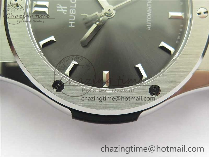 Classic Fusion 42mm SS WWF 1:1 Best Edition Gray Dial On Gummy Strap Asian HB1112