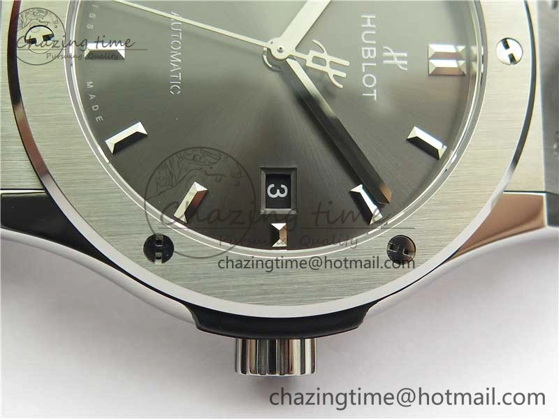 Classic Fusion 42mm SS WWF 1:1 Best Edition Gray Dial On Gummy Strap Asian HB1112