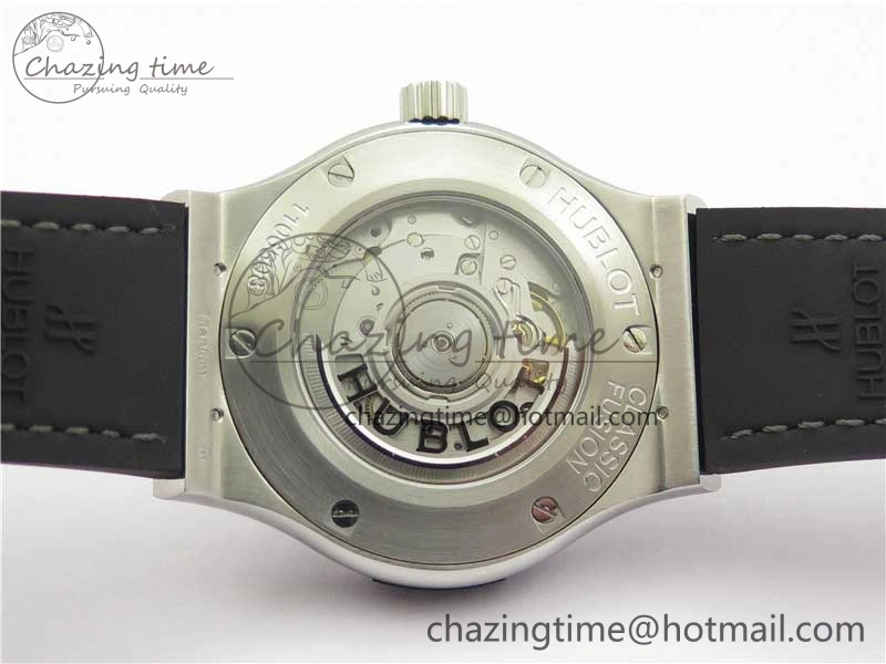 Classic Fusion 42mm SS WWF 1:1 Best Edition Gray Dial On Gummy Strap Asian HB1112