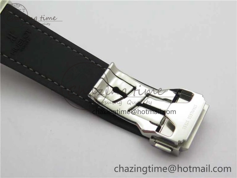 Classic Fusion 42mm SS WWF 1:1 Best Edition Gray Dial On Gummy Strap Asian HB1112