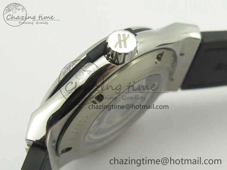 Classic Fusion 42mm Titanium F16 Factory 1:1 Best Edition Black Dial On Gummy Strap A2892