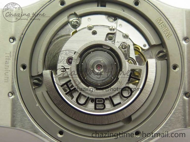 Classic Fusion 42mm Titanium F16 Factory 1:1 Best Edition Gray Dial On Gummy Strap A2892