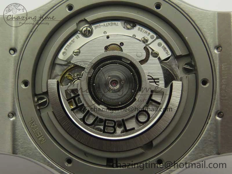 Classic Fusion 42mm Titanium F16 Factory 1:1 Best Edition Gray Dial On Gummy Strap A2892