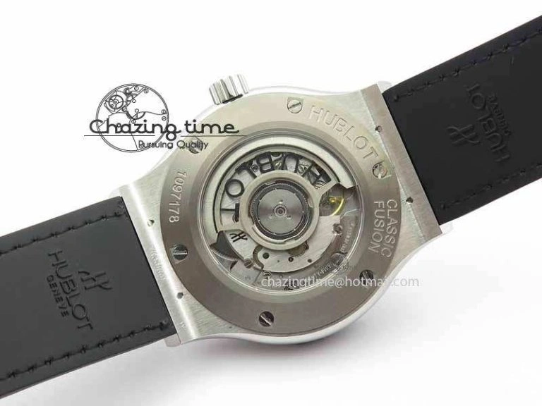 Classic Fusion 42mm Titanium JJF 1:1 Best Edition Black Dial On Gummy Strap A2892 V2