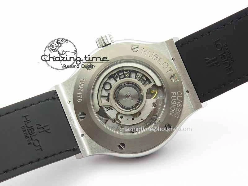 Classic Fusion 42mm Titanium JJF 1:1 Best Edition Black Dial On Gummy Strap A2892 V2