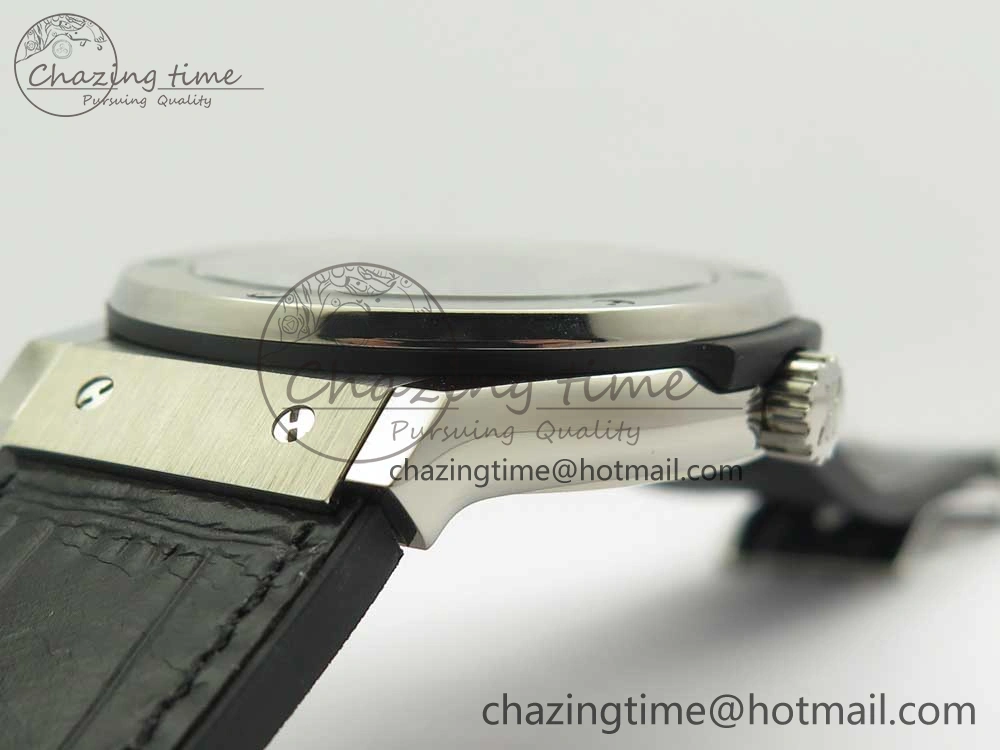 Classic Fusion 45mm Titanium WWF 1:1 V2 Best Edition Black Dial On Black Gummy Strap Asian HB1112