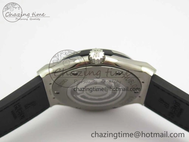 Classic Fusion 45mm Titanium WWF 1:1 V2 Best Edition Black Dial On Black Gummy Strap Asian HB1112
