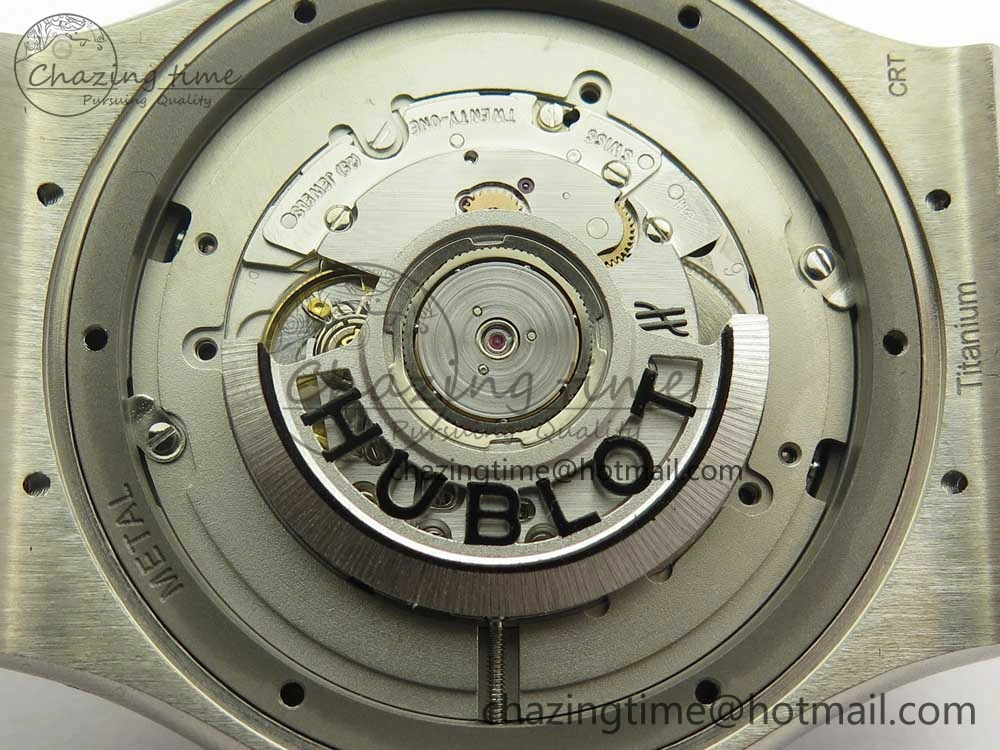 Classic Fusion 45mm Titanium WWF 1:1 V2 Best Edition Gray Dial On Gray Gummy Strap Asian HB1112