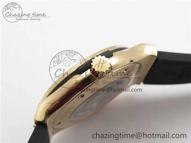 Classic Fusion Automatic  RG Diamonds Case WWF Best Edition Diamonds Paved Dial on Black Gummy Strap HB1112