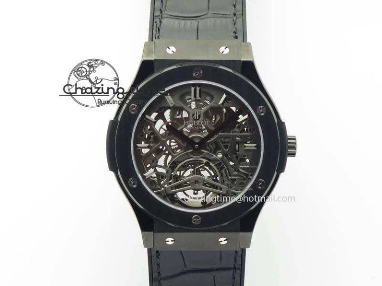 Classic Fusion Automatic  RG Diamonds Case WWF Best Edition Diamonds Paved Dial on Black Gummy Strap HB1112