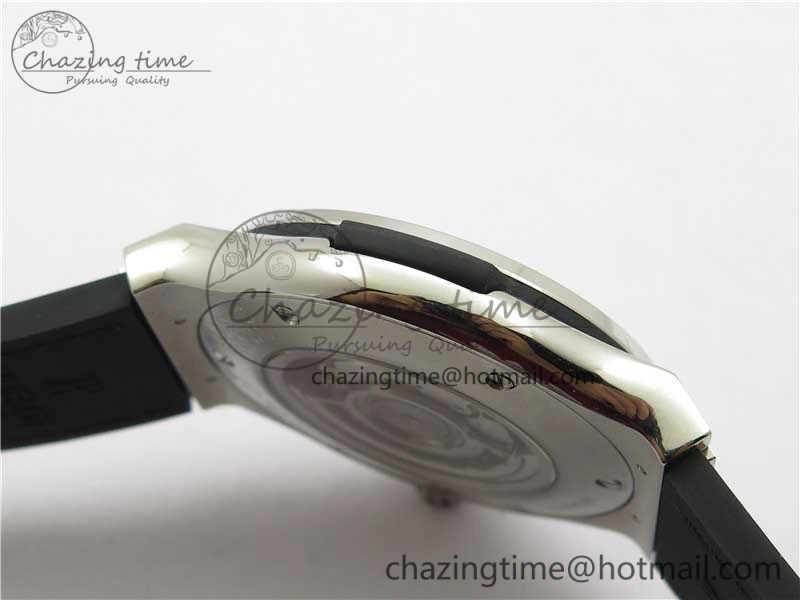 Classic Fusion Automatic  SS Diamonds Case WWF Best Edition Diamonds Paved Dial on Black Gummy Strap HB1112