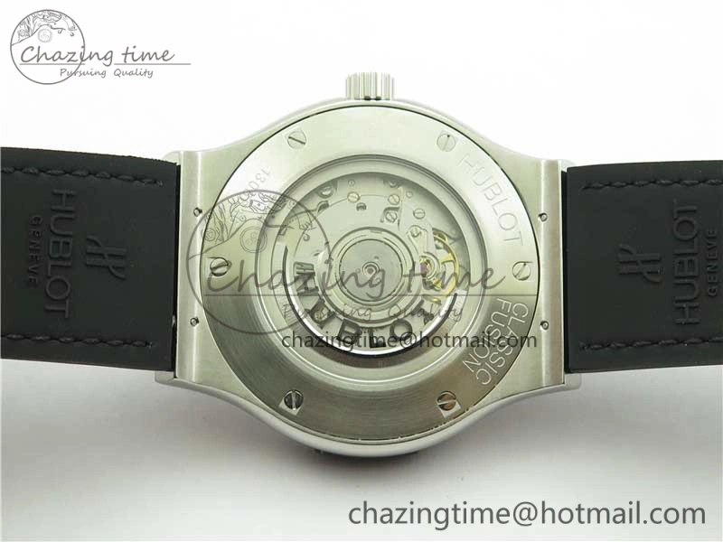Classic Fusion Automatic  SS Diamonds Case WWF Best Edition Diamonds Paved Dial on Black Gummy Strap HB1112