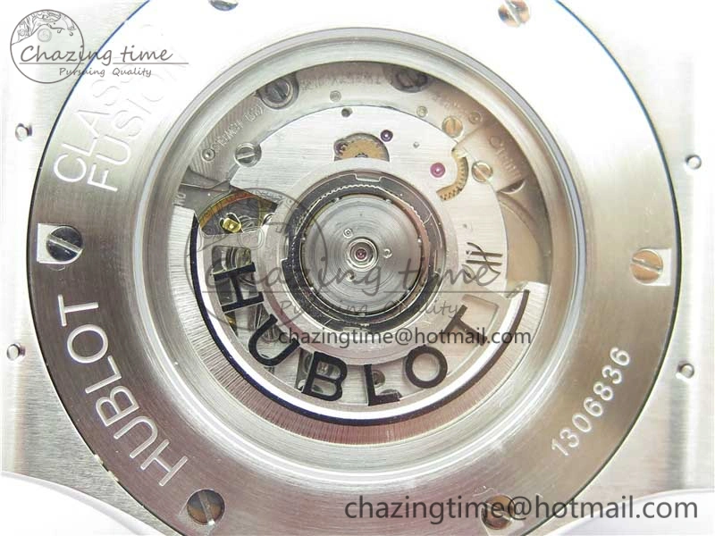Classic Fusion Automatic  SS Diamonds Case WWF Best Edition Diamonds Paved Dial on Black Gummy Strap HB1112