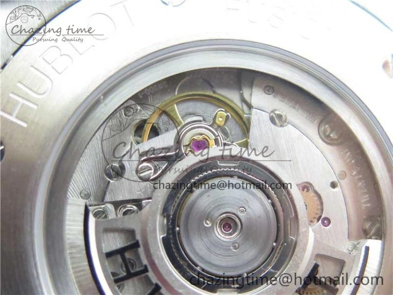 Classic Fusion Automatic  SS Diamonds Case WWF Best Edition Diamonds Paved Dial on Black Gummy Strap HB1112